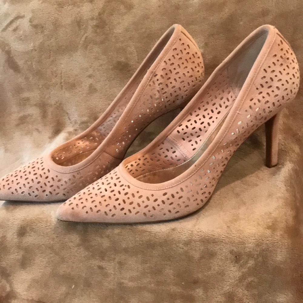 Ralph Lauren pink suede pumps size 9.5